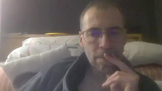 ptitcanard60600 online show from 09/30/25, 10:05