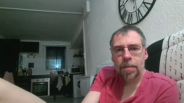 ptitcanard60600 online show from 04/21/26, 08:48