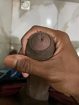 Snapshot of Ricardo063 chatting on 01/13/25, 03:23 Ricardo063 online show from 01/13/25, 03:23