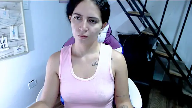 Snapshot of samantha_baby_ chatting on 09/19/25, 08:57 samantha baby online show from 09/19/25, 08:57