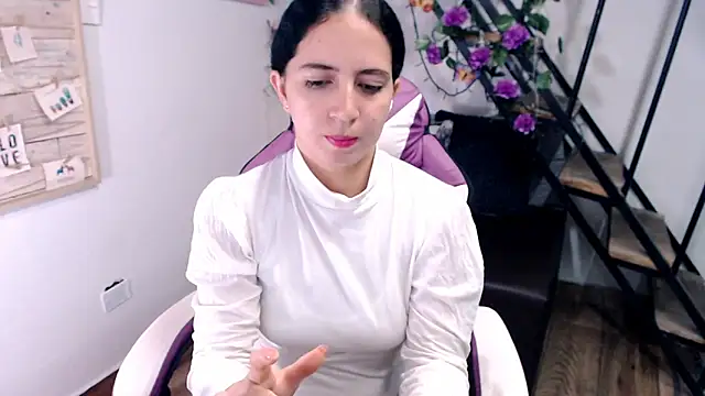 Snapshot of samantha_baby_ chatting on 03/19/26, 05:46 samantha baby online show from 03/19/26, 05:46