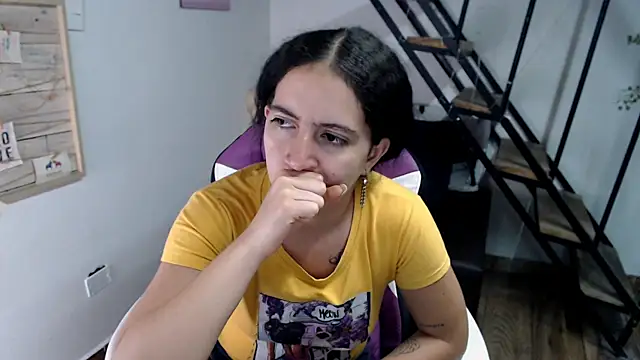 Snapshot of samantha_baby_ chatting on 10/22/25, 08:08 samantha baby online show from 10/22/25, 08:08