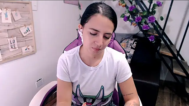 samantha baby  online show from 04/22/26, 04:36