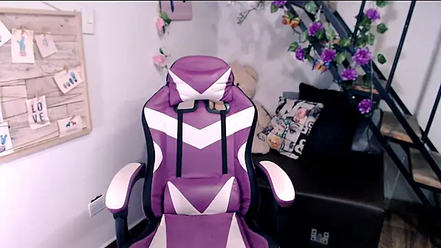 samantha baby  online show from 06/04/26, 06:56