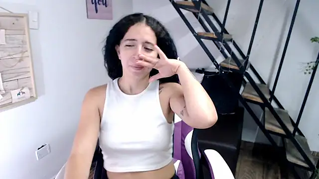 Snapshot of samantha_baby_ chatting on 12/05/25, 07:12 samantha baby online show from 12/05/25, 07:12