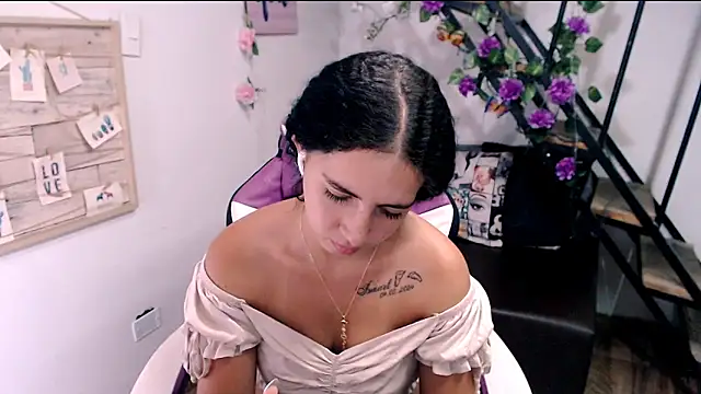 samantha baby  online show from 05/31/26, 06:20