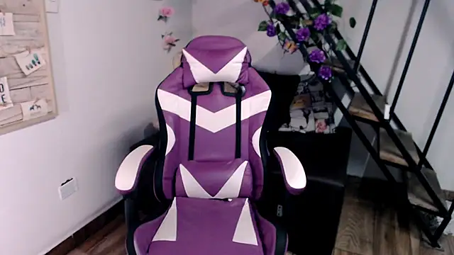 Snapshot of samantha_baby_ chatting on 02/14/26, 09:04 samantha baby online show from 02/14/26, 09:04