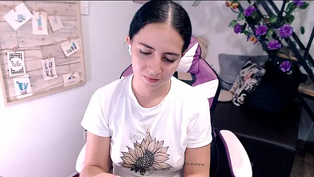 samantha baby  online show from 05/03/26, 04:17