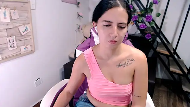 Snapshot of samantha_baby_ chatting on 03/31/26, 01:29 samantha baby online show from 03/31/26, 01:29