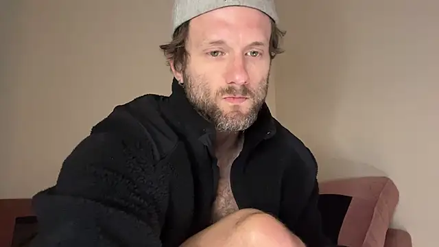 Snapshot of alexmannd chatting on 11/24/25, 04:07 alexmannd online show from 11/24/25, 04:07