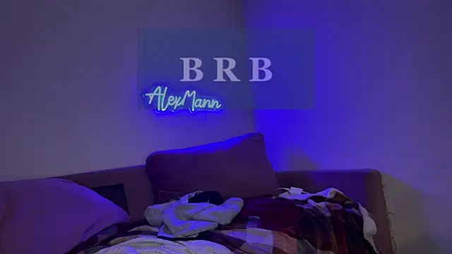 Snapshot of alexmannd chatting on 11/12/25, 05:39 alexmannd online show from 11/12/25, 05:39