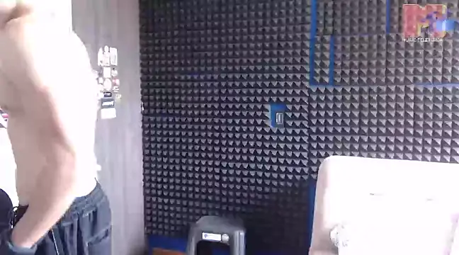 Curly Angel24 online show from 02/04/25, 06:17