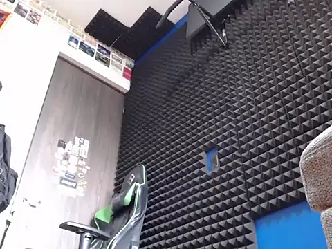 Curly Angel24 online show from 02/10/26, 09:03