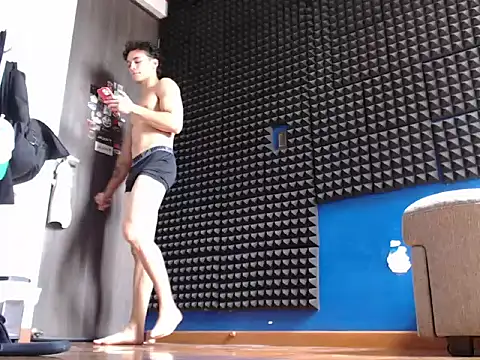 Curly Angel24 online show from 04/19/26, 03:46