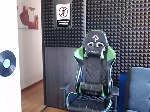 Curly Angel24 online show from 12/20/25, 05:05