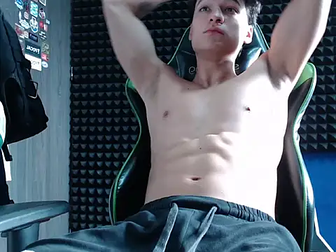 Curly Angel24 online show from 04/18/26, 12:07