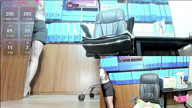 Snapshot of Office_Sexy chatting on 11/07/25, 02:54 Office Sexy online show from 11/07/25, 02:54