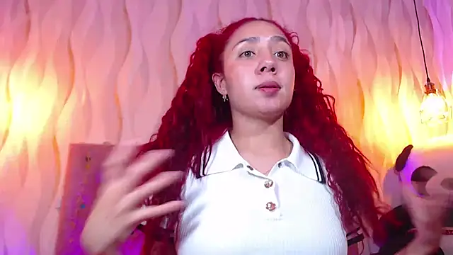 IsabelaLatina online show from 10/04/25, 11:06