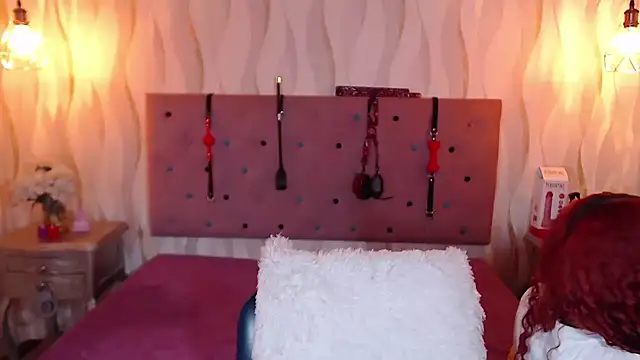 IsabelaLatina online show from 01/07/26, 10:04