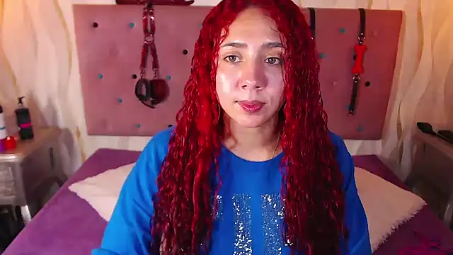 IsabelaLatina online show from 02/23/26, 05:13