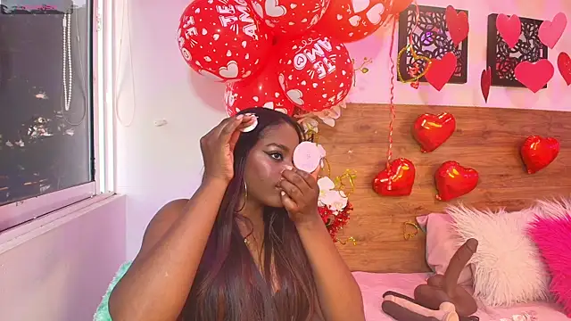 Snapshot of KAROL-SCOTT chatting on 02/15/25, 08:23 KAROL-SCOTT online show from 02/15/25, 08:23