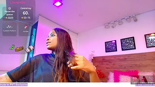 Snapshot of KAROL-SCOTT chatting on 03/17/25, 07:58 KAROL-SCOTT online show from 03/17/25, 07:58