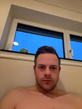 Danii0790 online show from 12/03/25, 03:44