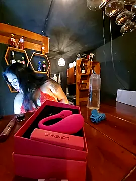 Evehampy online show from 09/30/25, 08:04