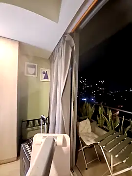 Evehampy online show from 10/23/25, 12:42