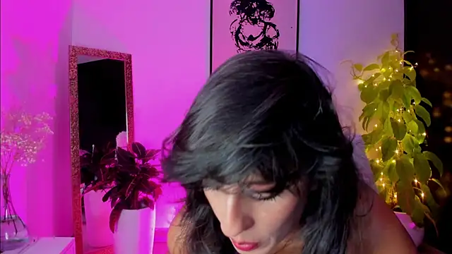 Snapshot of bella_rosee1 chatting on 03/22/25, 01:54 bella rosee1 online show from 03/22/25, 01:54