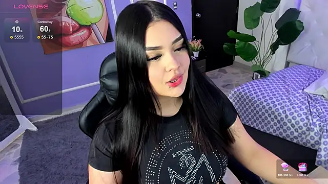 Snapshot of martinasaez chatting on 12/05/25, 09:01 martinasaez online show from 12/05/25, 09:01