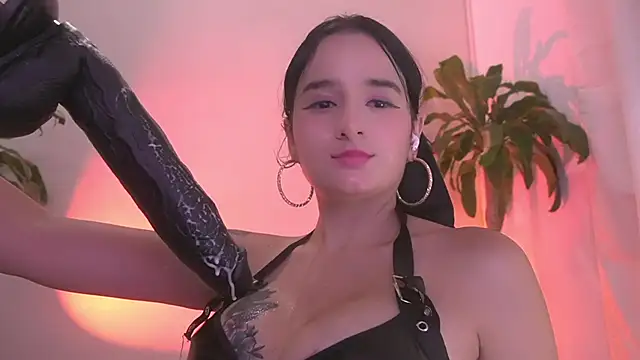 Sisirojas online show from 04/15/26, 03:12