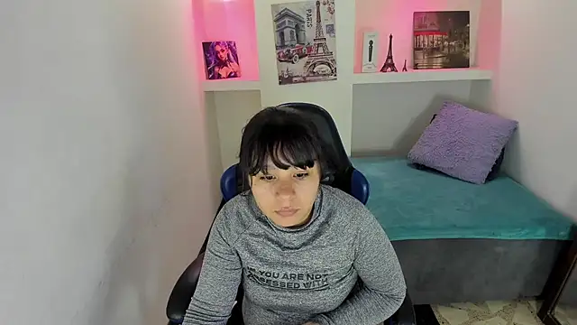 Charis 21 online show from 09/18/25, 03:31