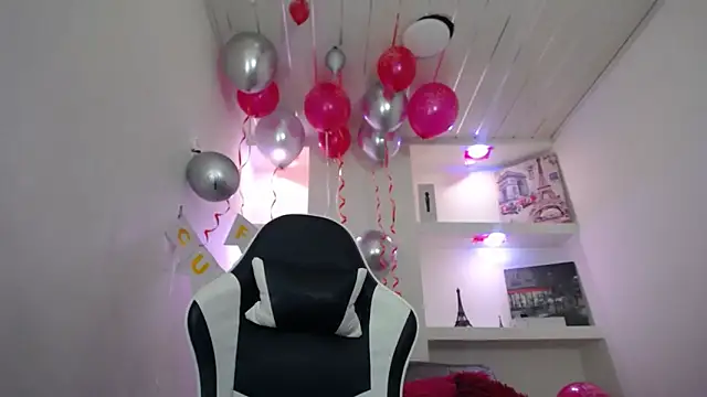 Charis 21 online show from 11/13/25, 06:56