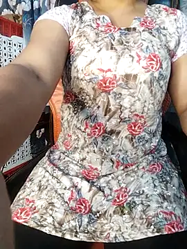 Jenifar- online show from 04/21/26, 04:02