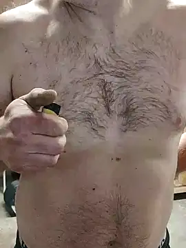 handyman820 online show from 10/29/25, 02:43