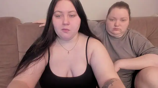 ihaveasecret  online show from 09/17/25, 11:40