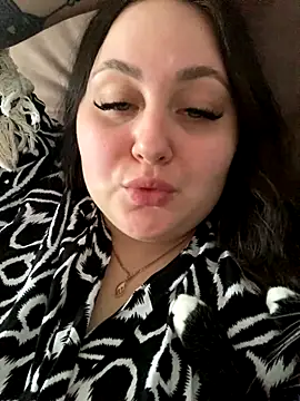 ihaveasecret  online show from 10/05/25, 07:32