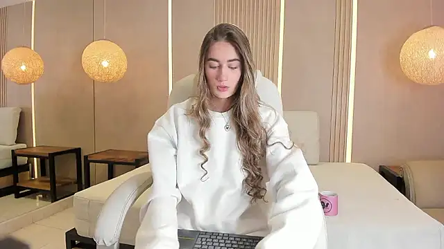 maryy campbell  online show from 01/19/26, 12:42