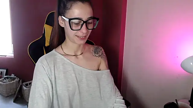 Sofiasweetsecret online show from 04/14/26, 08:19