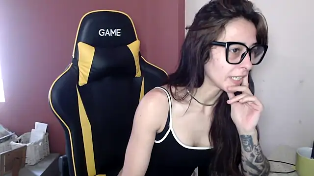 Sofiasweetsecret online show from 04/10/26, 08:32