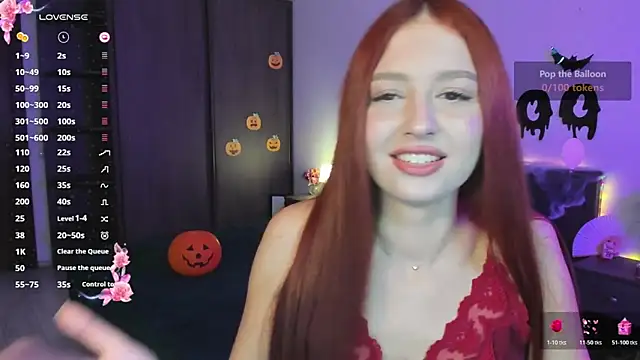 Snapshot of EleanorePeach chatting on 11/03/25, 12:09 EleanorePeach online show from 11/03/25, 12:09