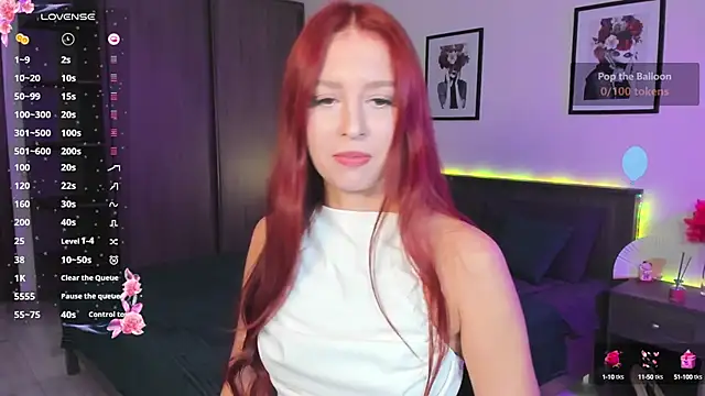 Snapshot of EleanorePeach chatting on 09/10/25, 01:10 EleanorePeach online show from 09/10/25, 01:10