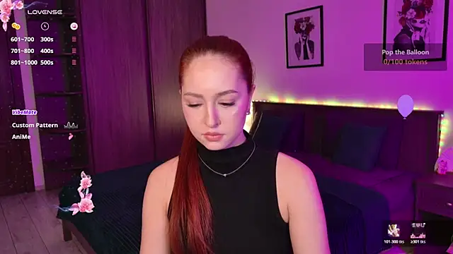 Snapshot of EleanorePeach chatting on 11/20/25, 01:12 EleanorePeach online show from 11/20/25, 01:12