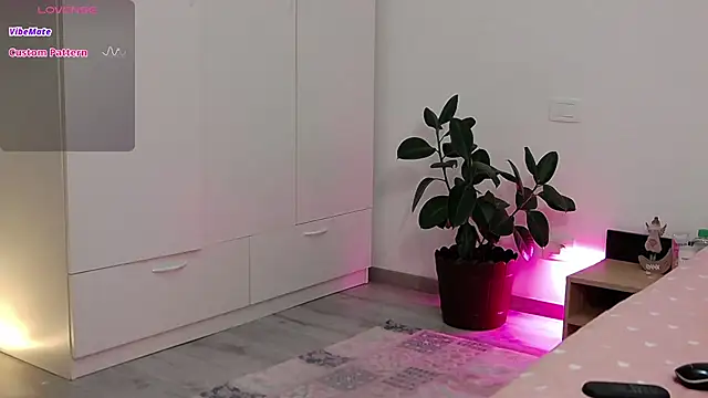 YourSweetSinn online show from 10/16/25, 06:16