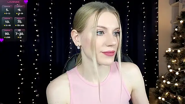 Lilianna Just online show from 12/25/24, 03:06