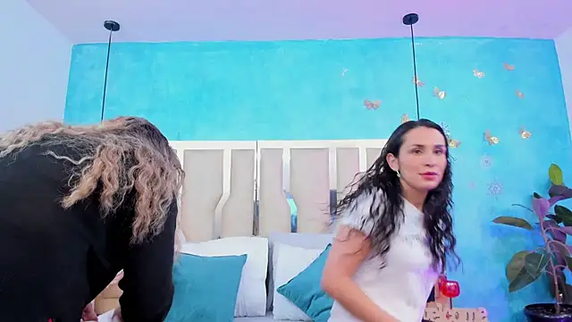 Layla Sia online show from 02/07/26, 12:02