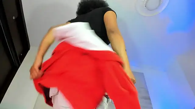 Apotheosis01 online show from 11/29/25, 08:47