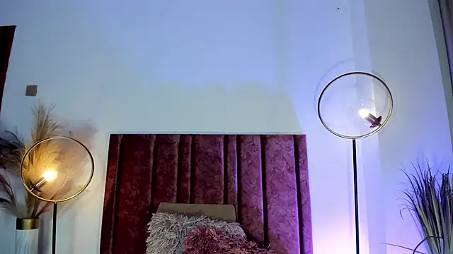 Snapshot of NoraDasilva chatting on 03/15/25, 12:36 NoraDasilva online show from 03/15/25, 12:36