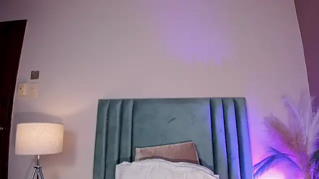 NoraDasilva online show from 04/10/26, 12:39